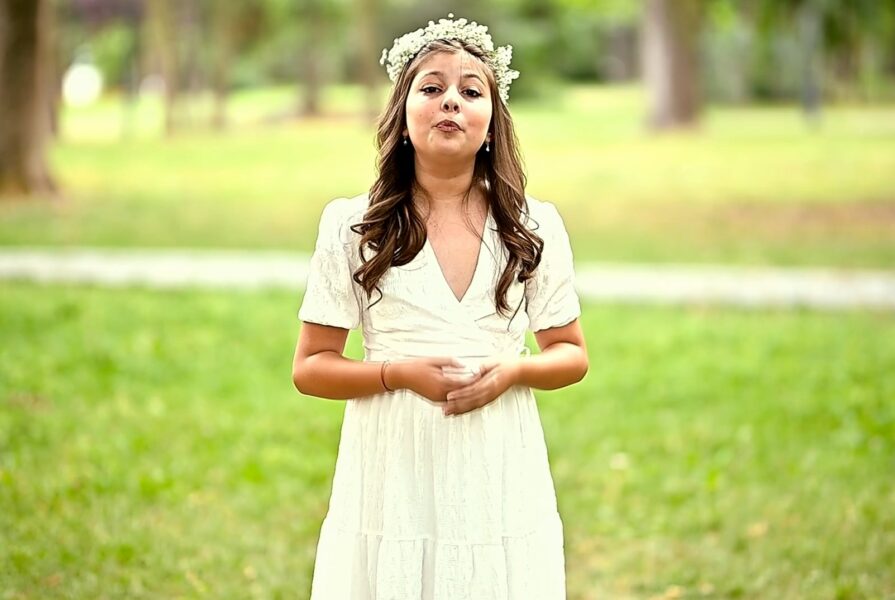 Stanciu Rebeca-La multi ani,tata de fete